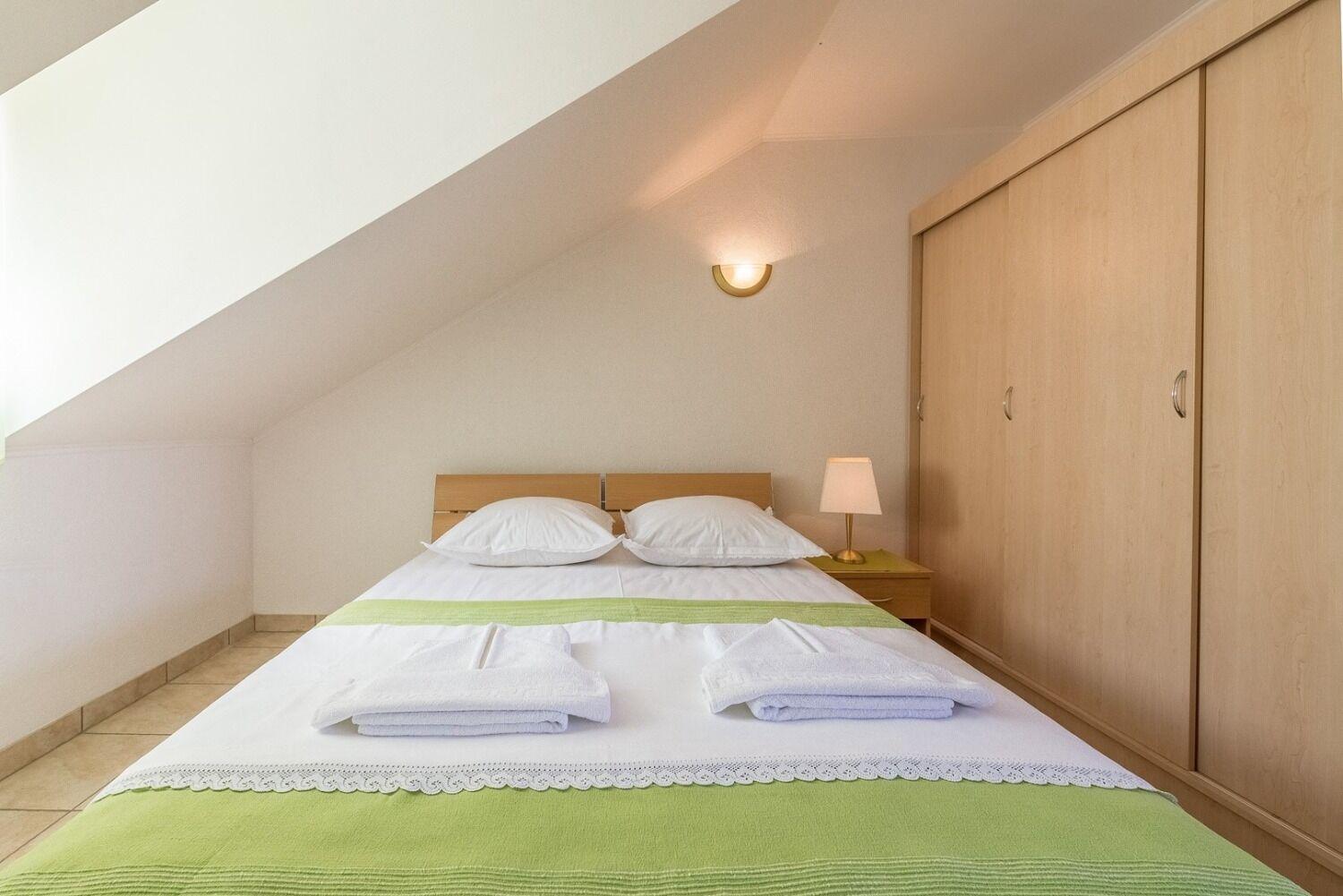 Apartment Bubi Трогир Екстериор снимка